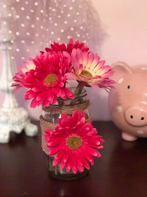 Easy DIY Mason Jar Centerpiece