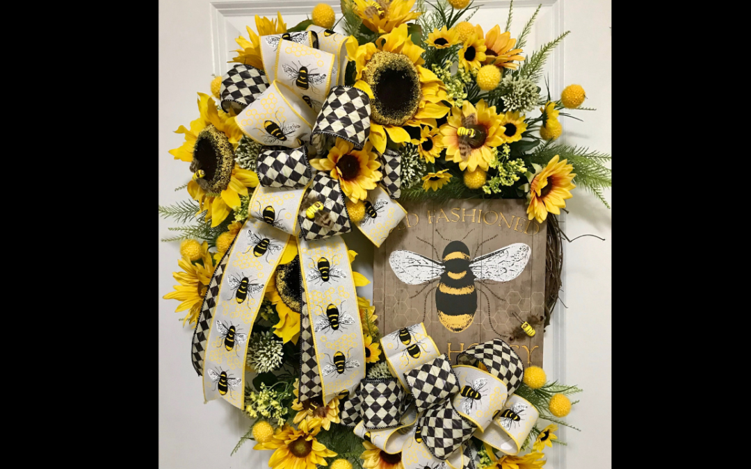 How to Make a Summer Bee Wreath