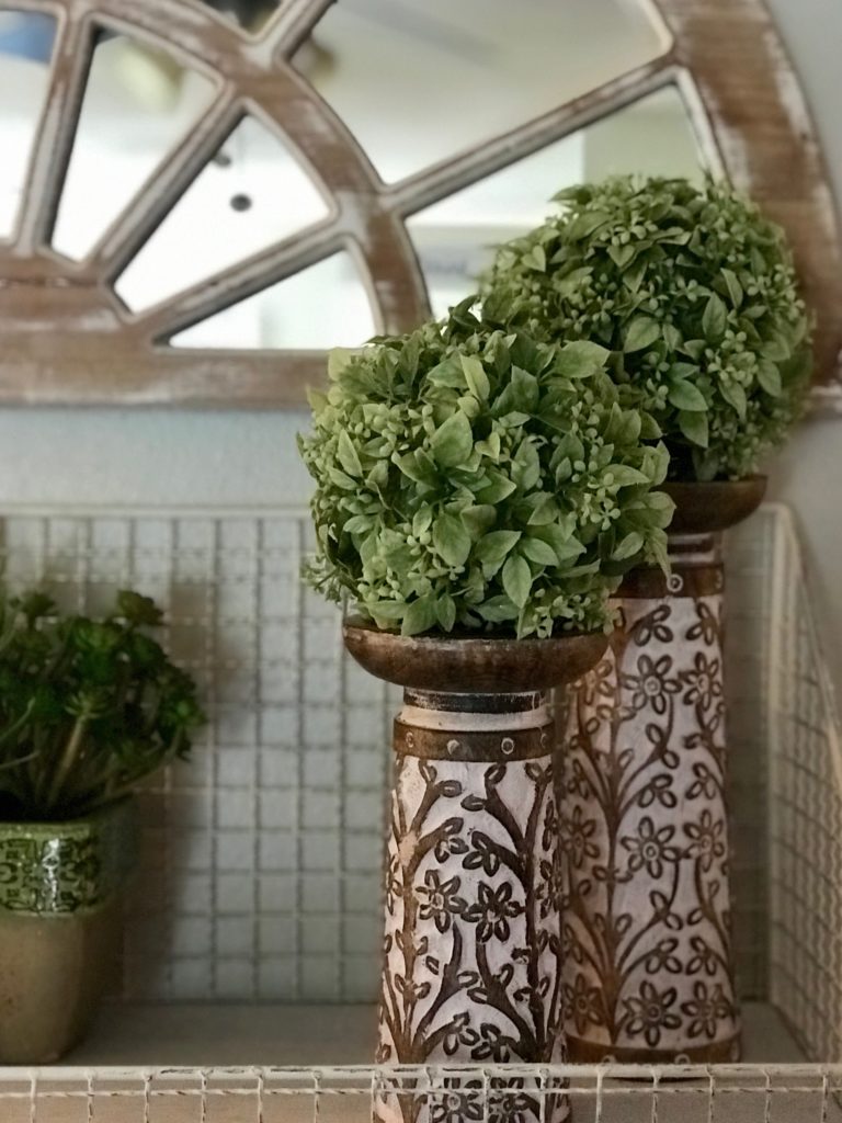 How to Make a Boxwood Topiary - DIY Topiary Balls