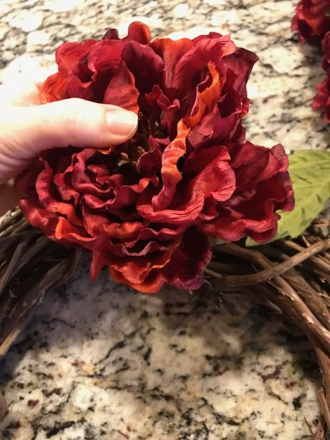 Wreath to Make - Cheap and Easy!